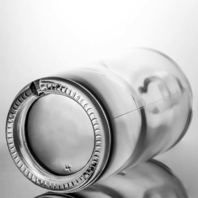 Logotipo personalizado claro 750 ml Extra Flint Botella de vidrio cuadrada para bebidas alcohólicas Gin Vodka Whiskey