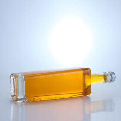 Botella de vidrio de 750 ml para brandy, vodka, whisky y corcho en forma cuadrada