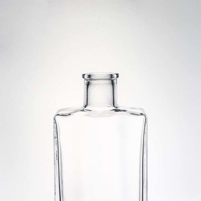 Super Flint Glass Custom Mountain Base 750ml Botella de whisky rum de vidrio de licor para vodka gin