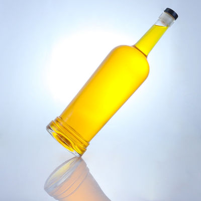 Base de vidrio Forma redonda Logotipo personalizable Cuello largo Botella de licor con corcho