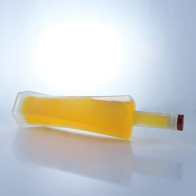 Botellas industriales de licor de vidrio congelado de 750 ml en forma personalizada para bebidas alcohólicas de primera línea