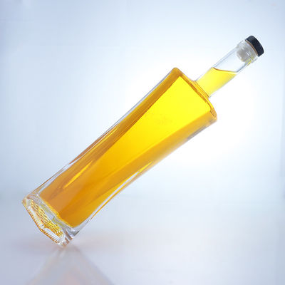 Botella de vidrio hexagonal de 750 ml de material de corcho de superpiedra para licor