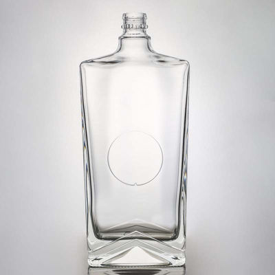 Botella de vidrio de forma cuadrada con tapa personalizada para bebidas industriales Ron Vodka Whisky Tequila Gin