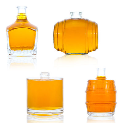 Botella de licor personalizada para vodka whisky adaptable a diferentes escenarios