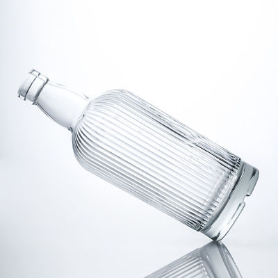 Botella de vidrio redonda de 750 ml con rayas y corcho para ron vodka whisky tequila gin
