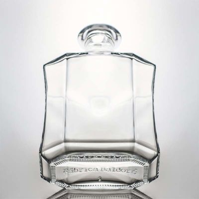 Botella de licor de vidrio poligonal única o personalizada para whisky, ginebra, ron y vodka 1000 ml