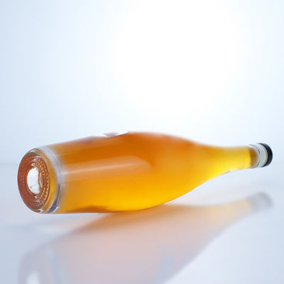 Botella redonda de licor de 500 ml/700 ml con tapa de corcho de color claro o personalizado