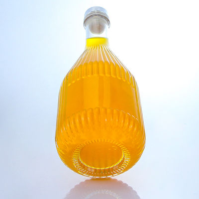 Vidrio de forma redonda 500 ml de ron vodka whisky tequila botella de ginebra con tapa de corcho