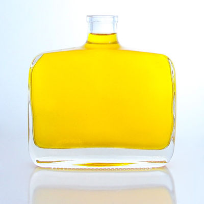 Liquor industrial 300 ml Botella de vidrio de Super Flint con forma redonda con corcho