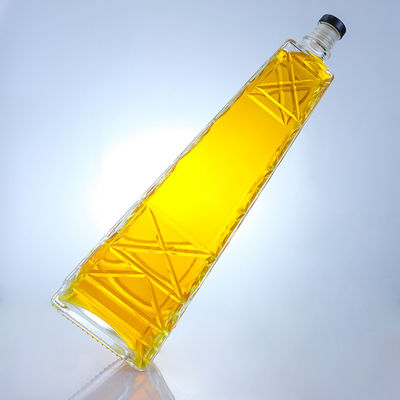 Botella de vidrio de whisky con tapa de tornillo