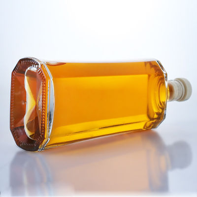 Logotipo personalizado Botella de vidrio de sílex transparente de 500 ml para ginebra ron champán brandy whisky licor