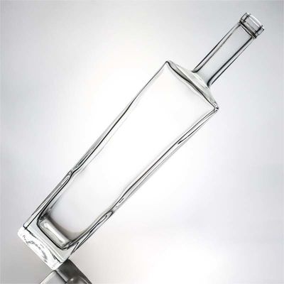 Material del cuerpo Vidrio botella de whisky en forma cuadrada de 1000 ml con sílex y corcho