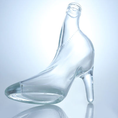 Diseño único Vidrio de sílex 500ml 750ml Vodka Gin Whisky Brandy Botella vacía con corcho