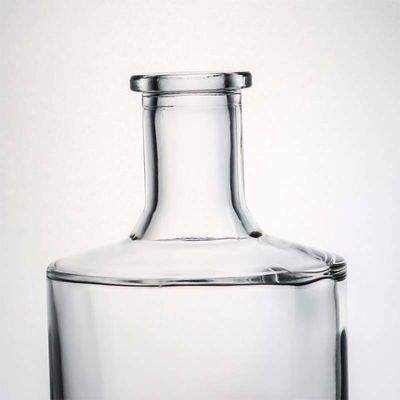 Botella de vidrio de 750 ml con corcho de madera para whisky