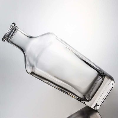 Botella de tequila de cristal de sílex con corcho con logotipo personalizado 700ml 800ml 1000ml vacía