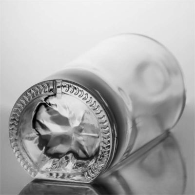 Tipo de sellado Corcho 500 ml 800 ml 1000 ml Botella de vidrio de piedra de forma redonda para licor