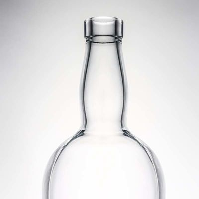 Logotipo personalizado High Flint Gin Rum Liquor Botella de vidrio con corcho 700ml 800ml 1000ml
