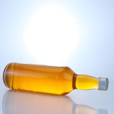 Capitalizador con logotipo personalizado 500ml 700ml Tequila de piedra clara Botella de vidrio de whisky y vodka