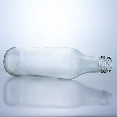 Botella de vidrio de whisky de vodka de forma especial con acabado superior de tornillo