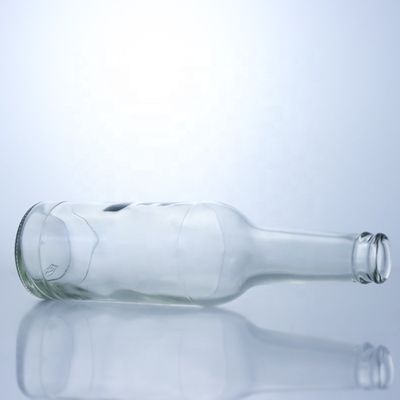 Flint Glass 276ml Brandy Vodka Tequila Botella de vidrio con corcho para el cuerpo Material de vidrio