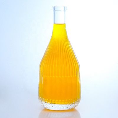 Flint Glass 500ml 750ml 1000ml Botella de whisky de vodka con forma especial con logotipo personalizado