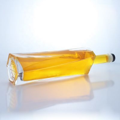Botella de vidrio transparente de 500 ml 750 ml 1000 ml con tapa de tornillo Material de base para bebidas industriales Vidrio