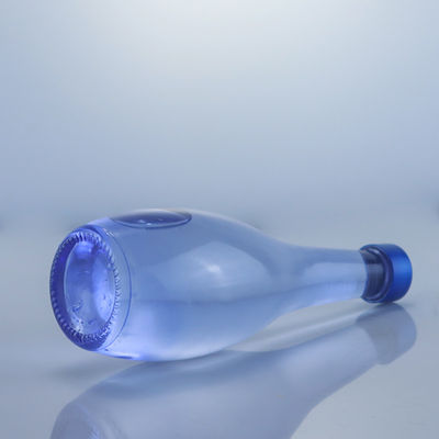 Collar de vidrio Diseño único 2022 Botella vacía azul clara para Gin Whisky Rum Tequila Brandy