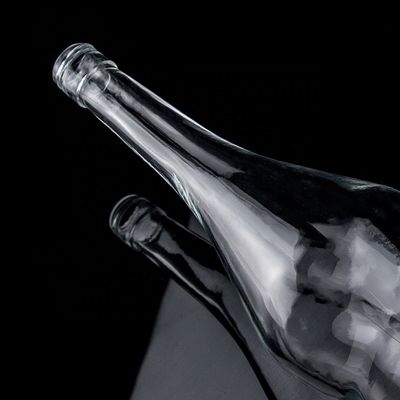 Estampado en caliente botella de vidrio personalizada de 700 ml 750 ml para whisky Gin Vodka Ron Liquor