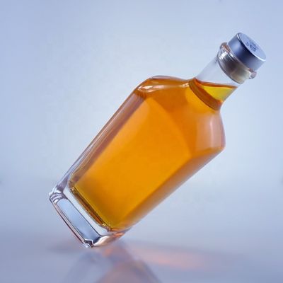 Botella de vidrio de licor de 750 ml con barniz claro para whisky líquido único vodka ron tequila