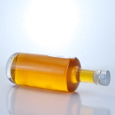 Botella de vidrio transparente con corcho para whisky vodka tequila gin ron 500 ml/700 ml