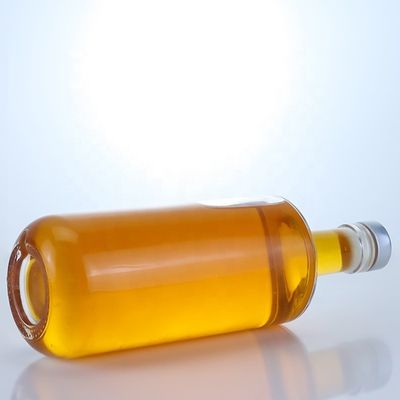 Botella de vidrio transparente con corcho para whisky vodka tequila gin ron 500 ml/700 ml