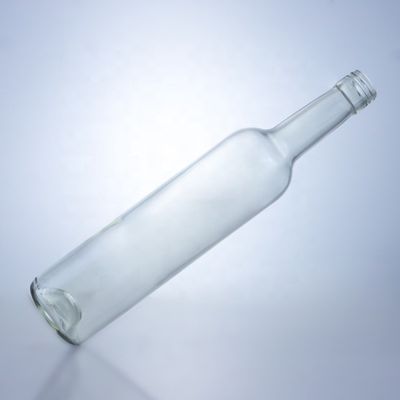 Botella de vidrio transparente de 500 ml 700 ml 750 ml 1000 ml para el tratamiento de las superficies del whisky con estampado en caliente