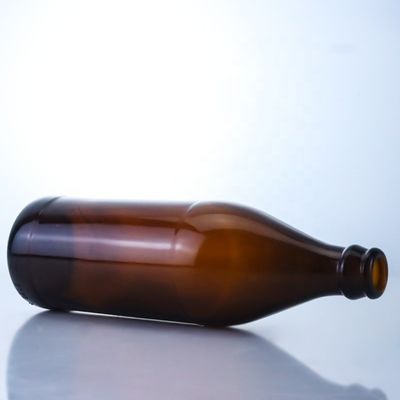 Botellas de vidrio vacías de cerveza con tapa de corona 700 ml 750 ml botella de ámbar creativa pequeña