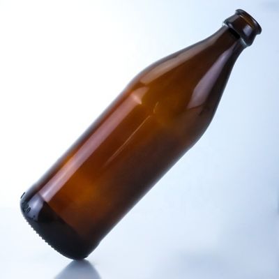 Botellas de vidrio vacías de cerveza con tapa de corona 700 ml 750 ml botella de ámbar creativa pequeña