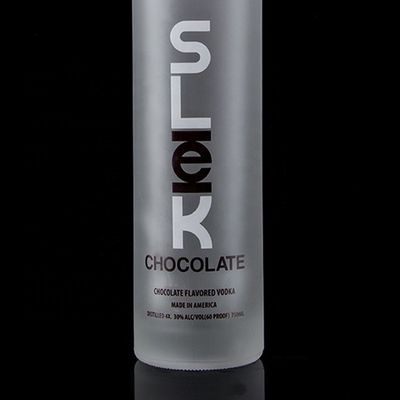 Tipo de sellado de corcho 750ml 1000ml Decal helado Claros botellas de vidrio de sílex para Gin Rum Champagne Tequila Whisky Logotipo personalizado