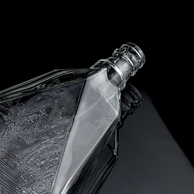 Botella de vidrio de sílex de fondo grueso y claro para ginebra whisky ron tequila y brandy diseño 2022