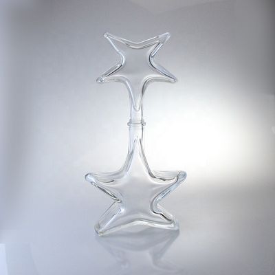 Botella de vidrio de vodka y brandy con forma especial con acabado de corcho hecho de vidrio