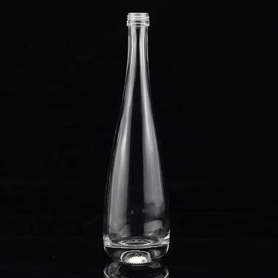 Elegante botella de alcohol de sake japonés de 500 ml Vidrio distintivo con corcho de tipo sellador