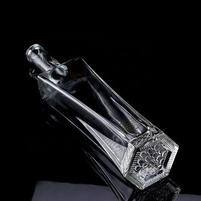 Botella única de vidrio de 750 ml de hombro cuadrado con corcho para whisky rum vodka