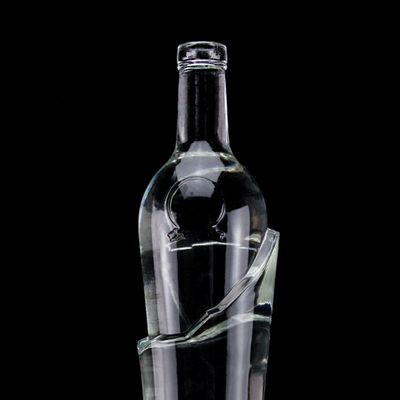 Botella de vidrio redonda de 750 ml con tapa de tornillo para VODKA