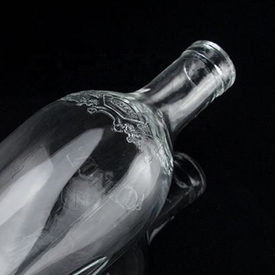 750 ml Super Flint Redondo hombro Cuadrado Basado en Ron Vodka Liquor Botella de vidrio con corcho