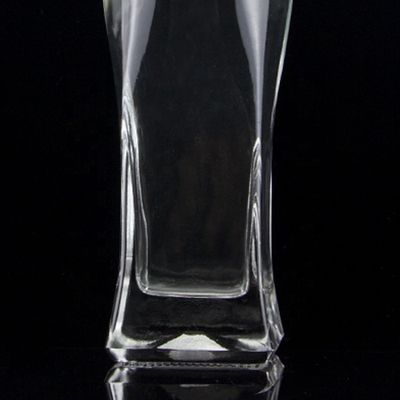 750 ml Super Flint Redondo hombro Cuadrado Basado en Ron Vodka Liquor Botella de vidrio con corcho