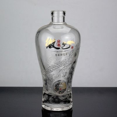 Tipo de sellado de vidrio CROWN CAP 500 ml 750 ml Botella de licor de ginseng de licor medicado