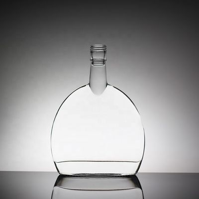 Botella de vidrio en forma de bomba de 500 ml para embalaje de licor personalizado