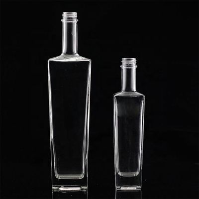 Botella de vidrio transparente o personalizada 250 ml 500 ml 700 ml 750 ml Botella de vidrio cuadrado de licor